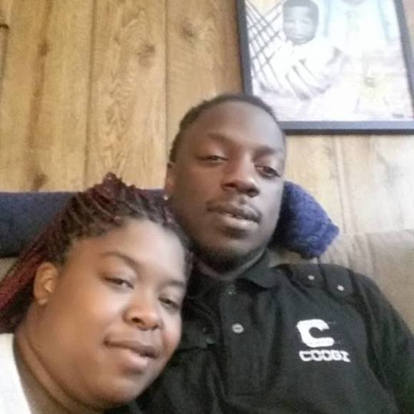 Meet your Posher, Gabrielle - Picture 1 of 1